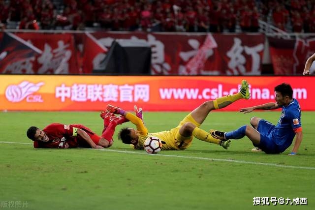 阿莫林谈执教米兰：压力与时尚并存